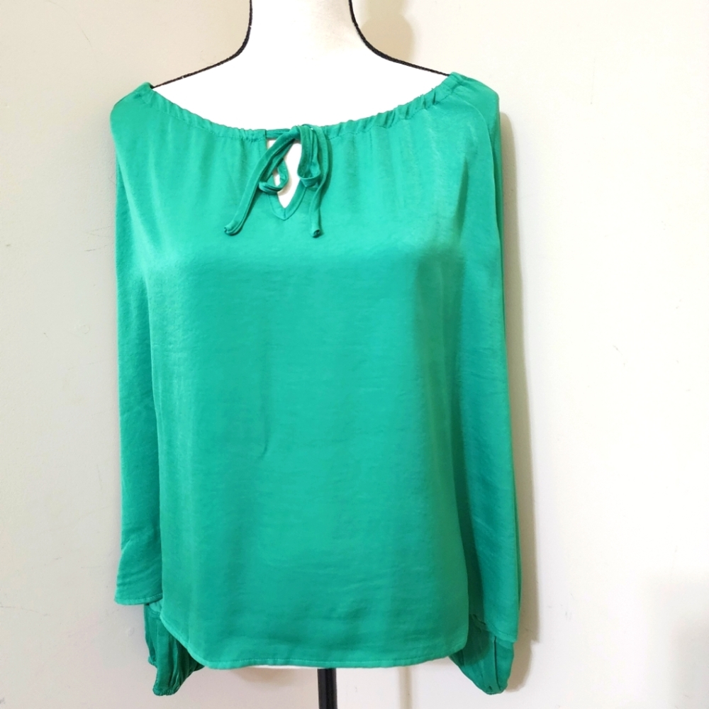 nwt ANNA GRACE size Large Satin Off the‎ Shoulder Blouse Career Work Kelly Green